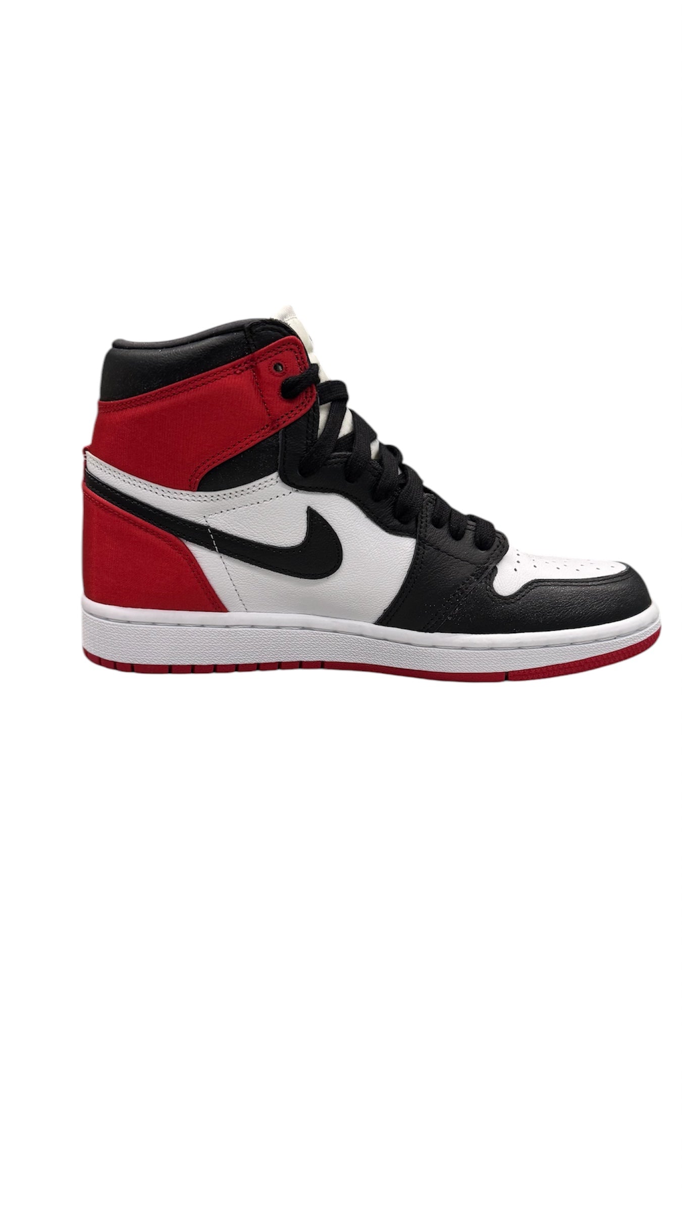 Air Jordan 1 Retro High Satin Black Toe