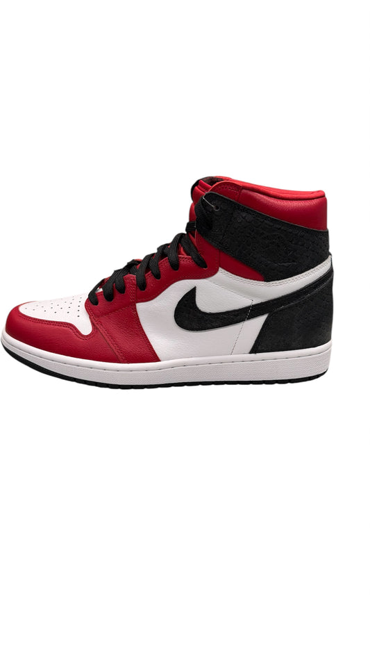 Air Jordan 1 Retro High Satin Snake Chicago